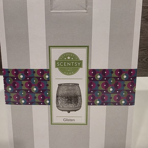 Scentsy Glisten Silver Wax Warmer - Picture 2 of 5